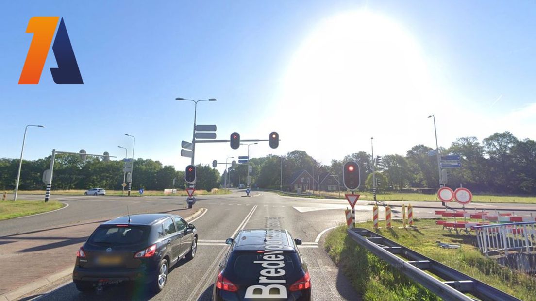 De N318-kruising met de Hamelandroute.