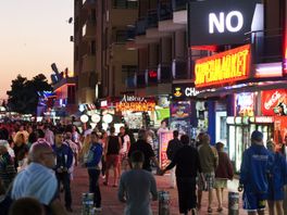 Zomervluchten van Eelde naar Sunny Beach, meer bestemmingen op komst