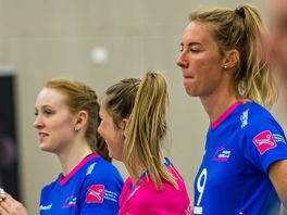 Zaaloverzicht: Jolly Jumpers kan niet stunten in Den Helder, Topvolleybal Zwolle verliest topper