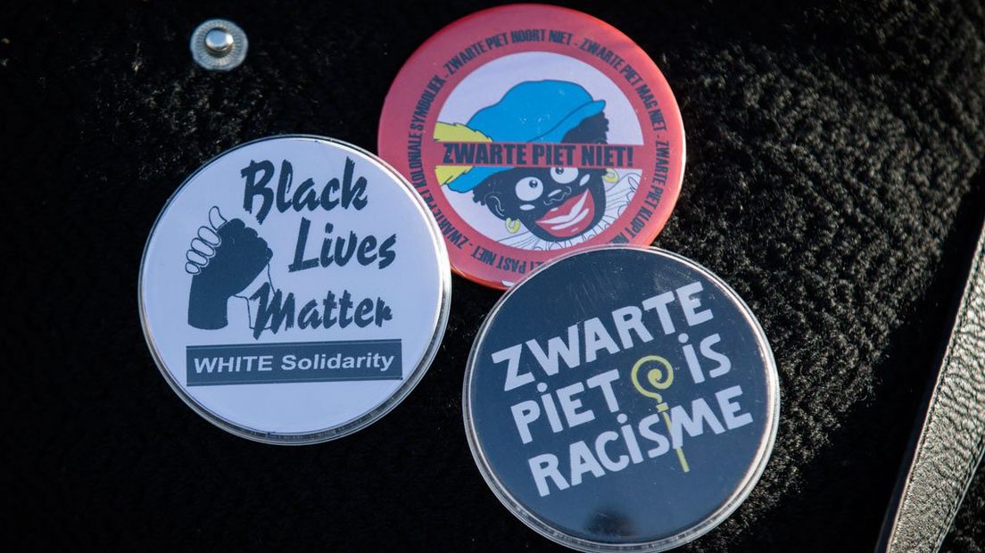 Buttons van een demonstrant