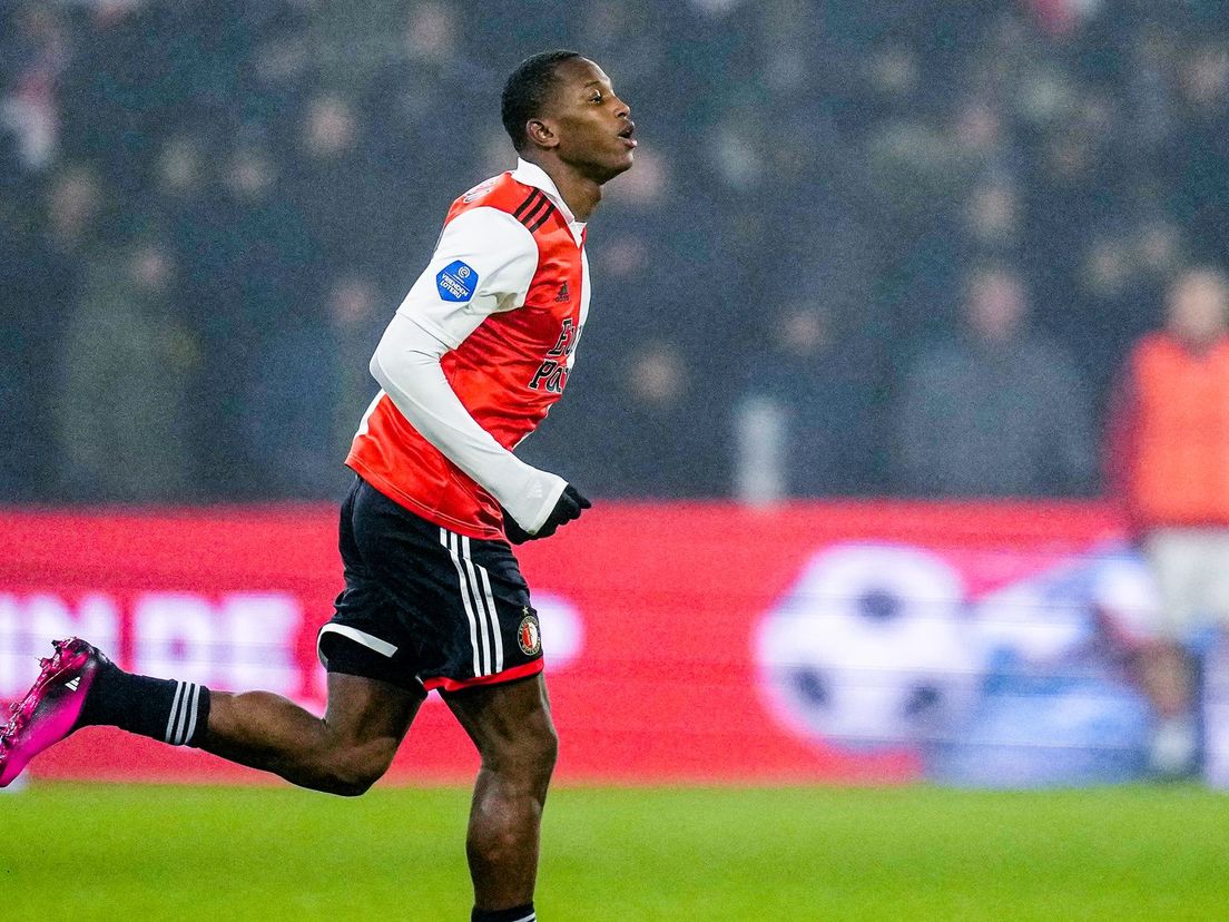 Neraysho Kasanwirjo maakte tegen NEC zijn debuut voor Feyenoord
