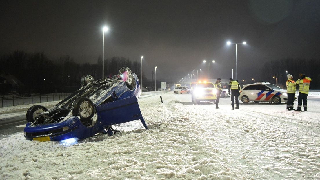 Bestuurder vlucht na ongeval A12.