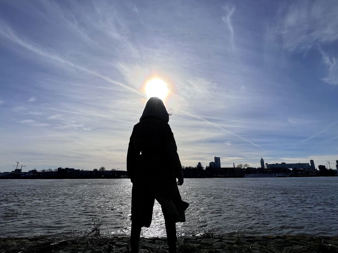 Foto ter illustratie, persoon op de foto is niet Naomi
