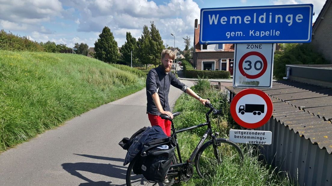 Bram Witvliet bezocht alle steden en dorpen in Zeeland. Wemeldinge was de laatste op het lijstje
