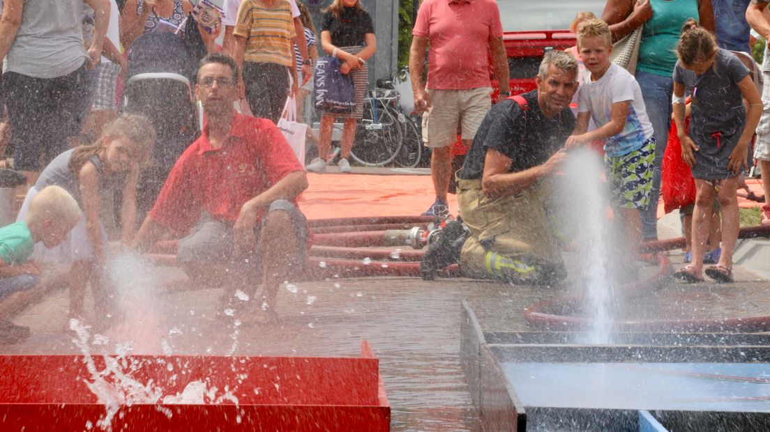 Waterpret op de braderie van Heinkenszand