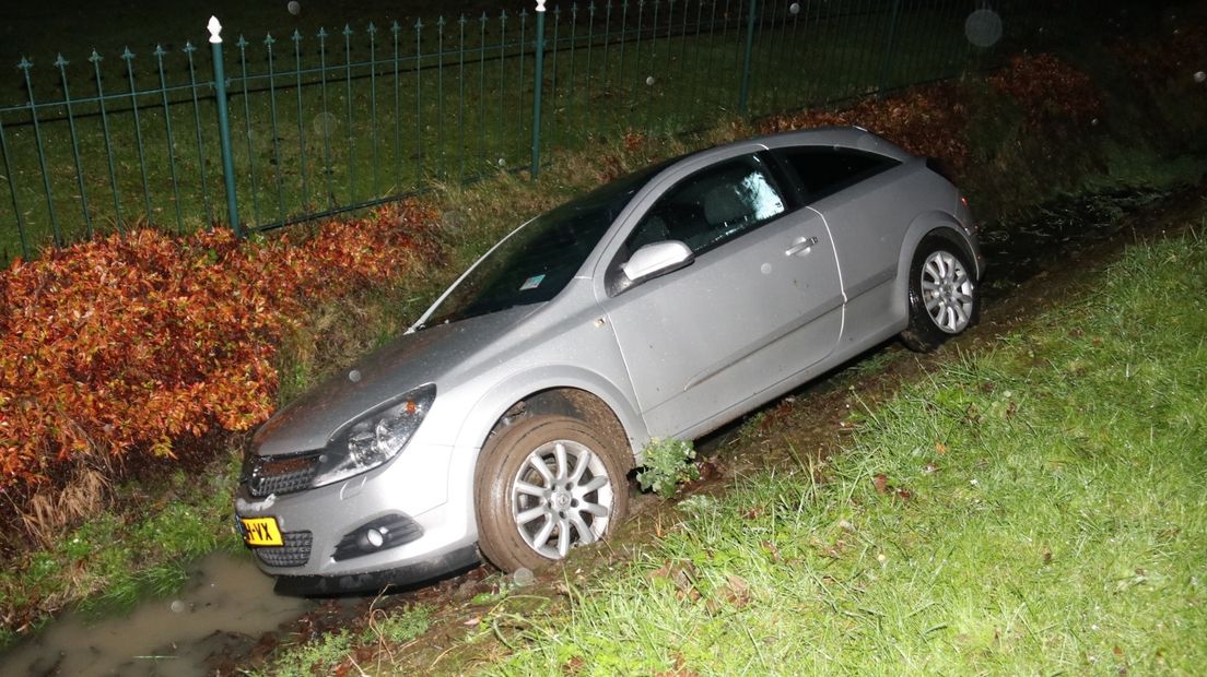 De auto raakte door het ongeluk behoorlijk beschadigd