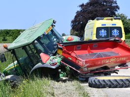 Bestuurder tractor gewond bij ongeluk, mogelijk door losgeraakt wiel