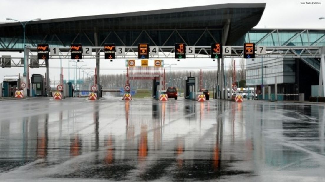 Drie Keer Zoveel Verkeer Door Tunnel Als Destijds Op Veerboten - Omroep ...