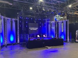 Gevaar geweken: Kamasutrabeurs weer open na ontruiming door instabiele kraan