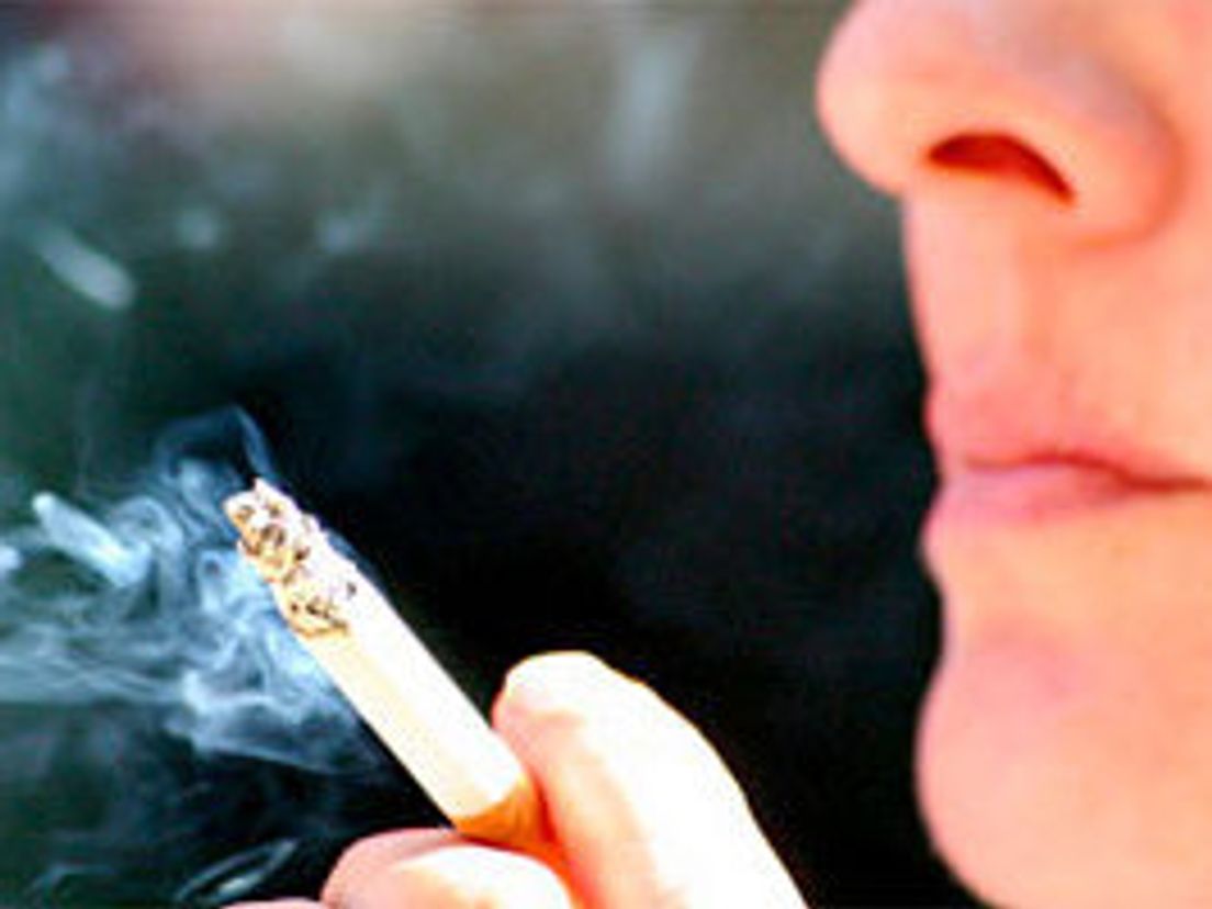 smoking.cropresize.tmp.jpg
