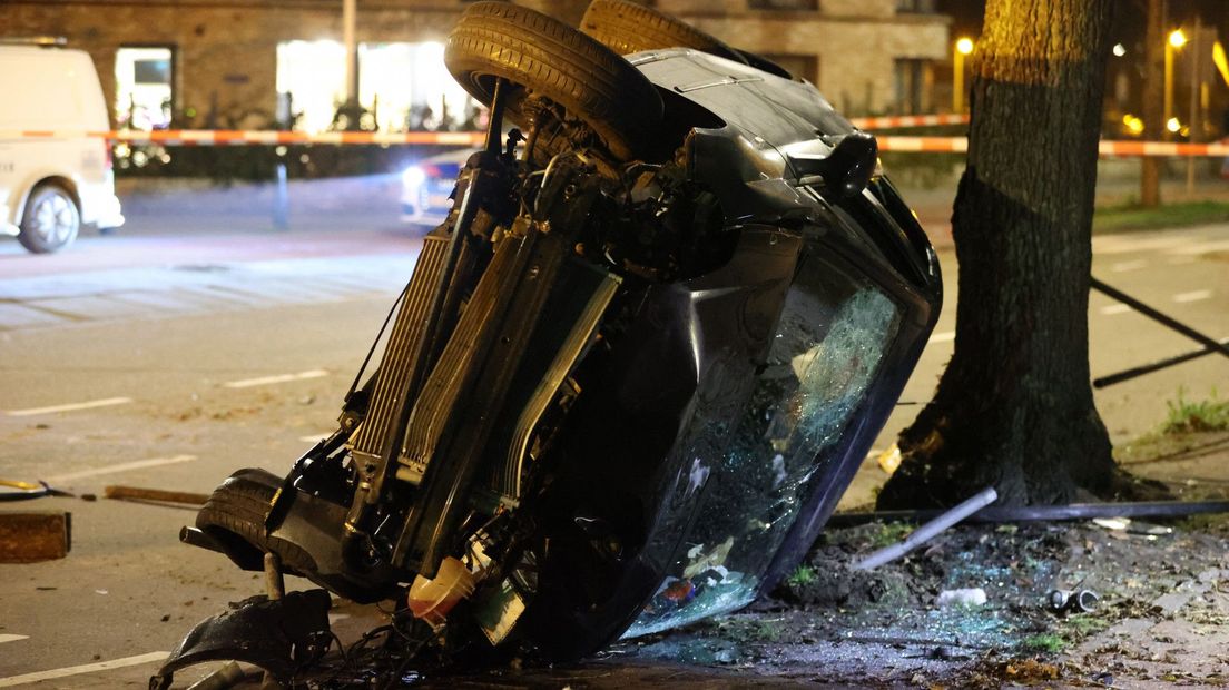 De auto raakte ernstig beschadigd