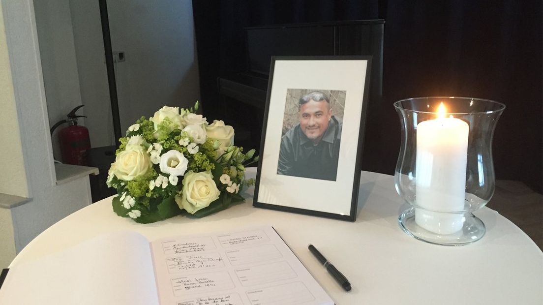 Condoleanceregister bij Arubahuis in Den Haag