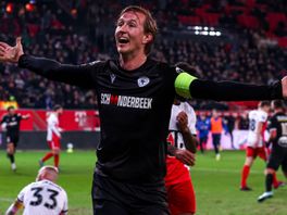 Spakenburg schrijft ten koste van FC Utrecht bekerhistorie: 'Dit is legendarisch'