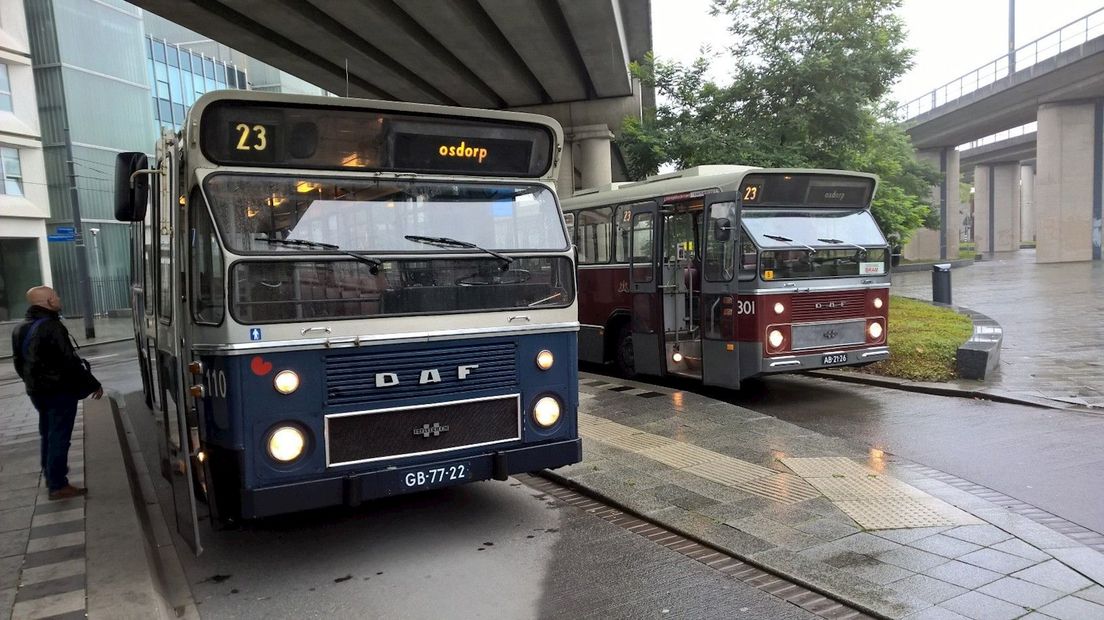 Oude bussen gaan weer rijden in Zwolle