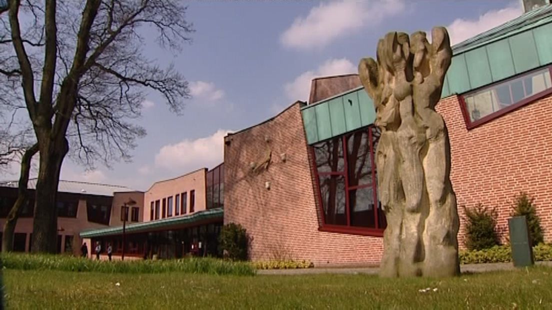 Het gemeentehuis van Borger-Odoorn
(Rechten: archief RTV Drenthe)