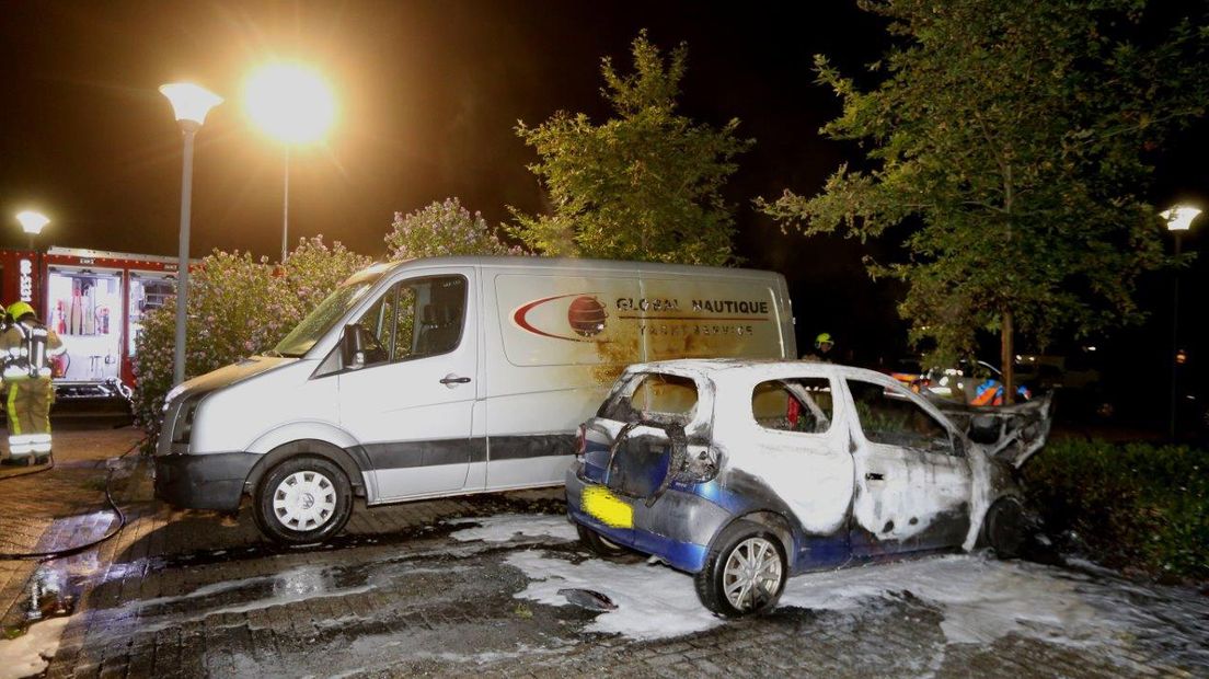 De schade aan de wagens in Kerkdriel.