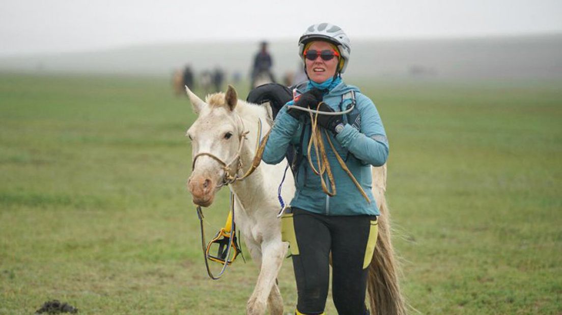 Linda van Gorkum in Mongolie I
