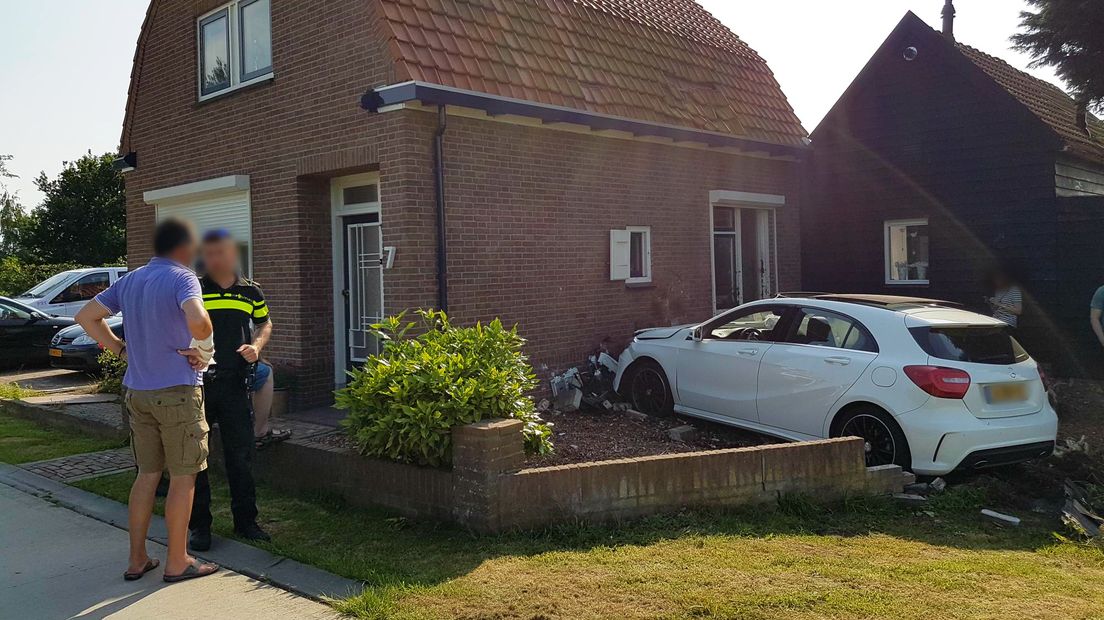 De bewoonster kon maar net op tijd wegspringen