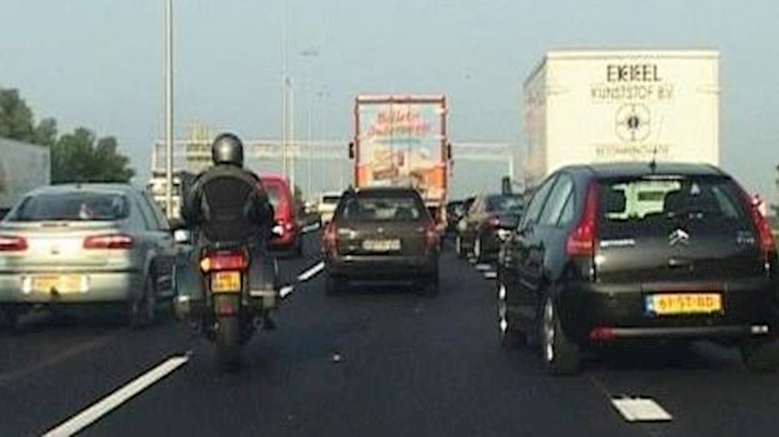 File op de A1 bij Voorst