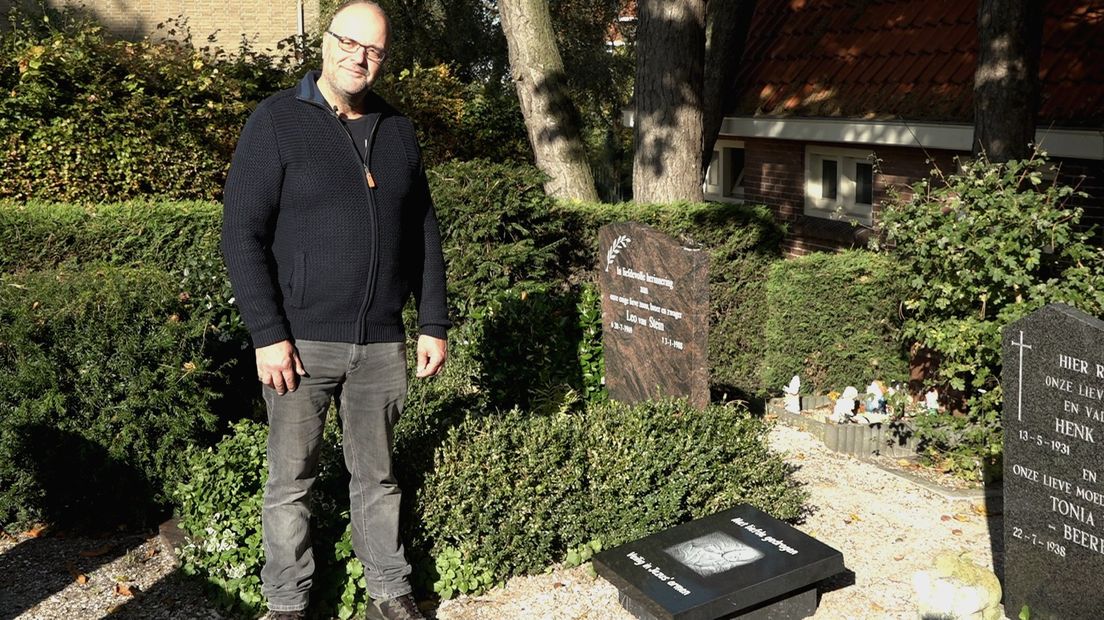 Piet van Leeuwen voelt genoegdoening nu er een monument is voor zijn overleden doodgeboren zusje.