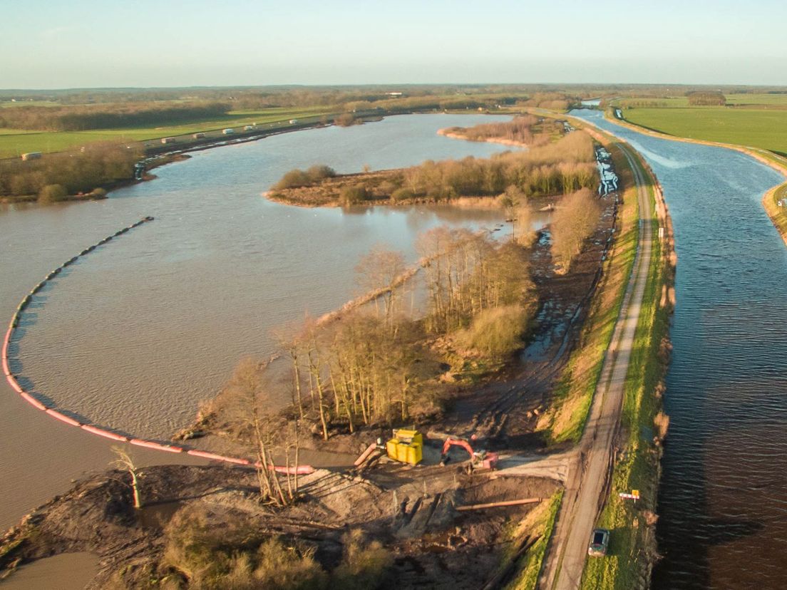 De waterberging in aanleg in 2016 (Rechten: RTV Drenthe/Serge Vinkenvleugel)