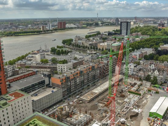 Coronacrisis of geen coronacrisis, de bouw aan Rotterdams' hoogste gaat onverminderd door