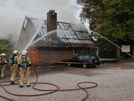Brandweer uitgerukt voor brand in schuur van restaurant in Leusden
