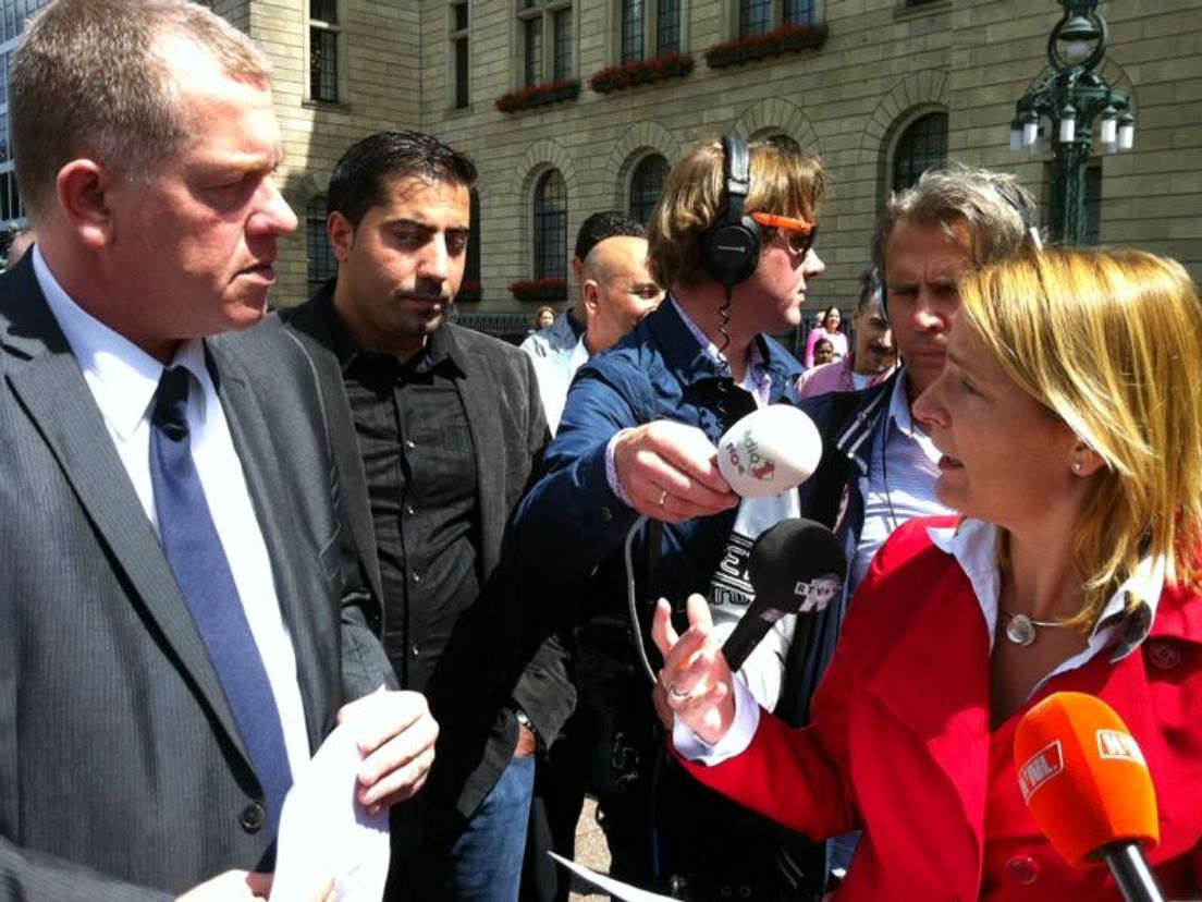 Jeannette Baljeu (r) als wethouder in Rotterdam.
