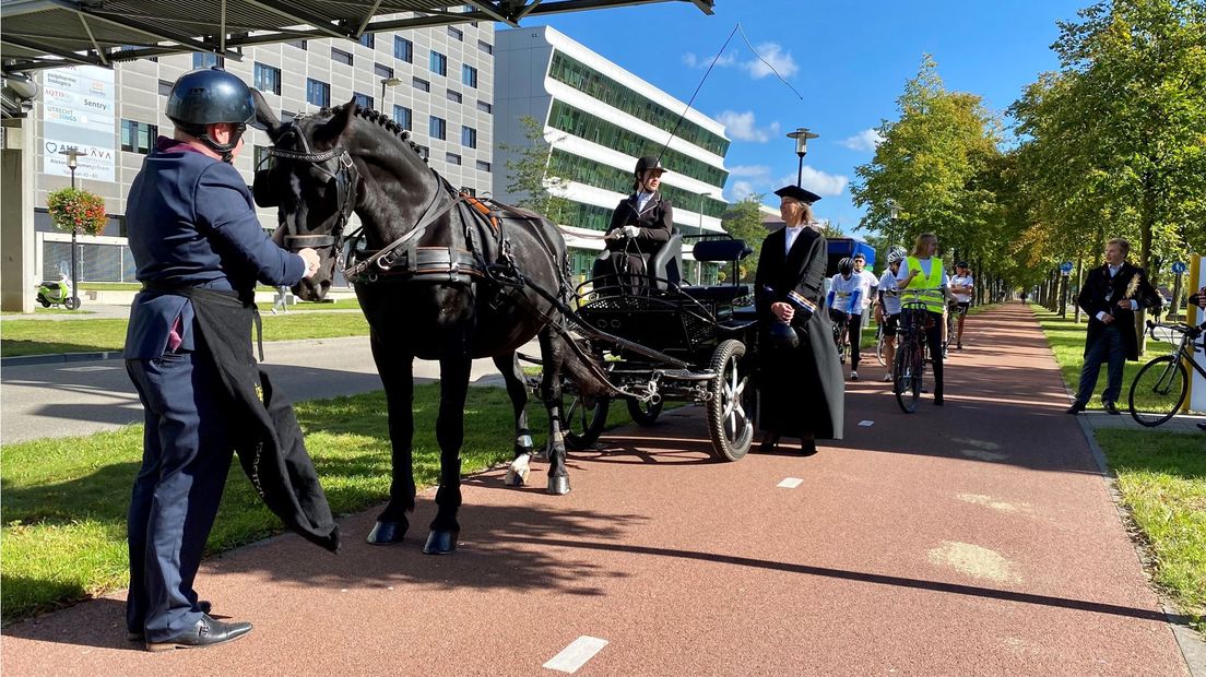 Tot 10 december brengen dierenartsen het 'Veterinaire Vuur' door het land.