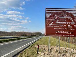 Vanaf de snelweg is nu te zien waar Drents werelderfgoed verscholen ligt