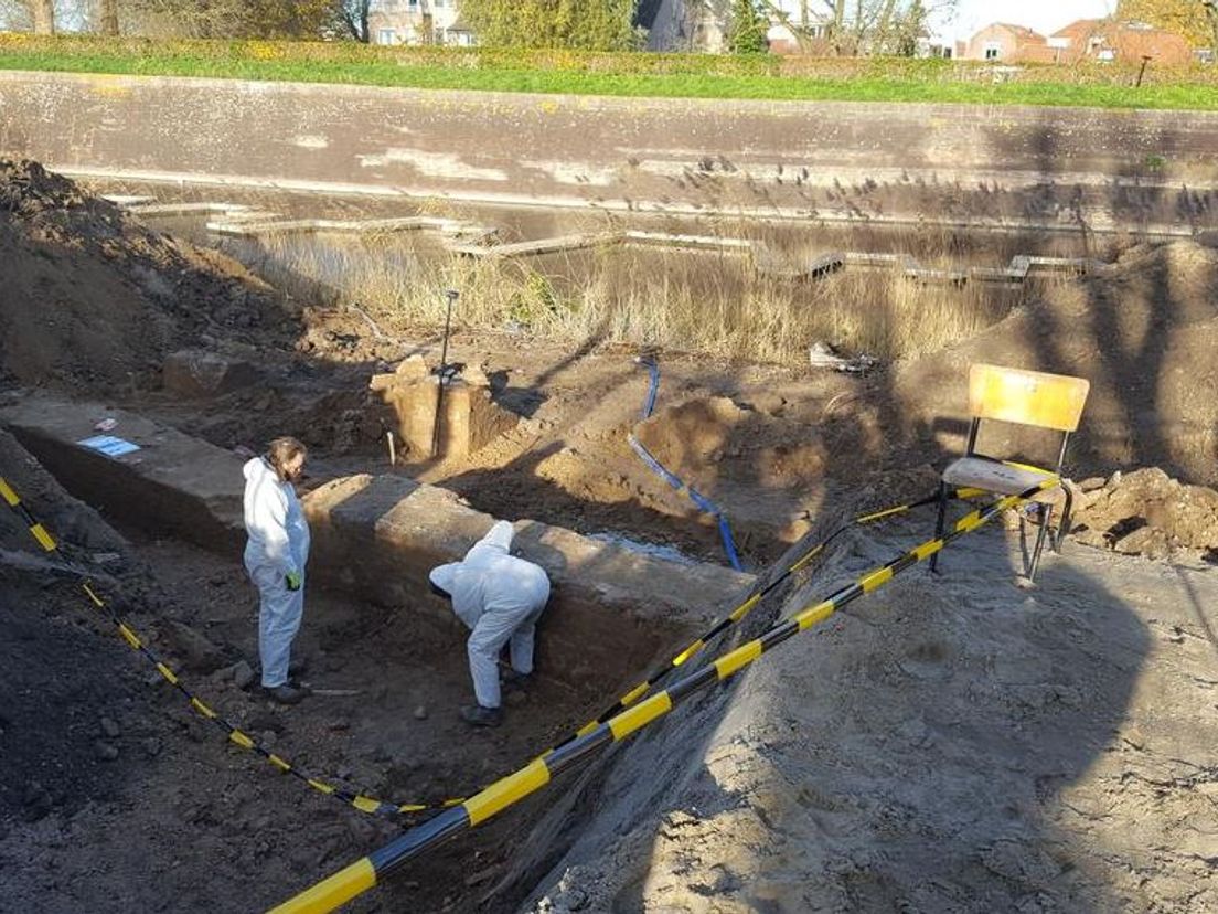 Archeologen aan het werk in Buiten de Waterpoort