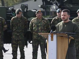 Oekraïense president Zelensky brengt bezoek aan militaire basis Soesterberg
