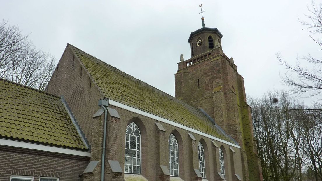 De kerk in 's-Heer Hendrikskinderen