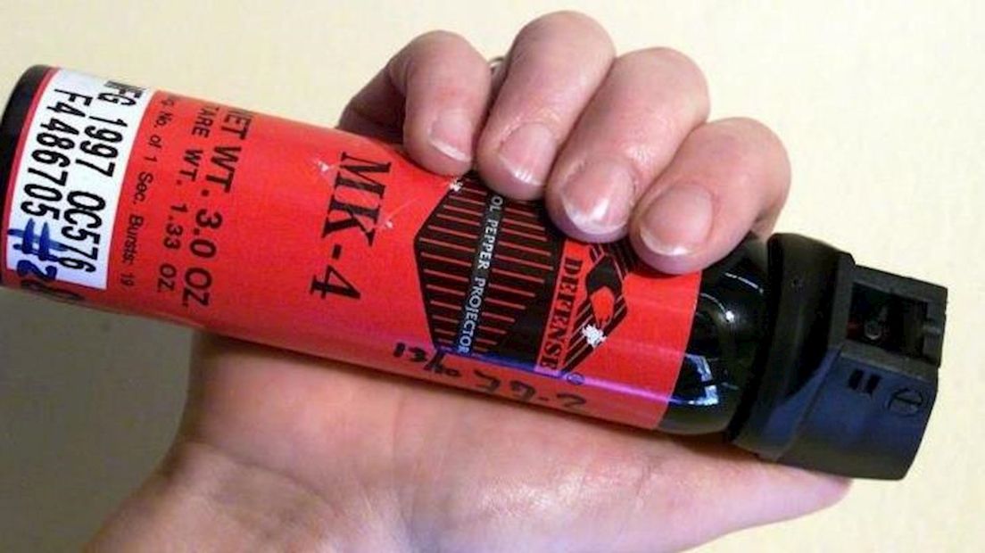 Agenten gebruiken pepperspray bij aanhouding