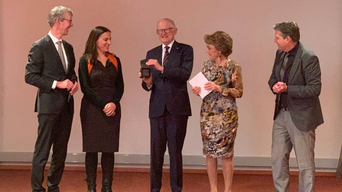 Prinses Margriet bezoekt UT Enschede voor opening nieuw onderzoekscentrum