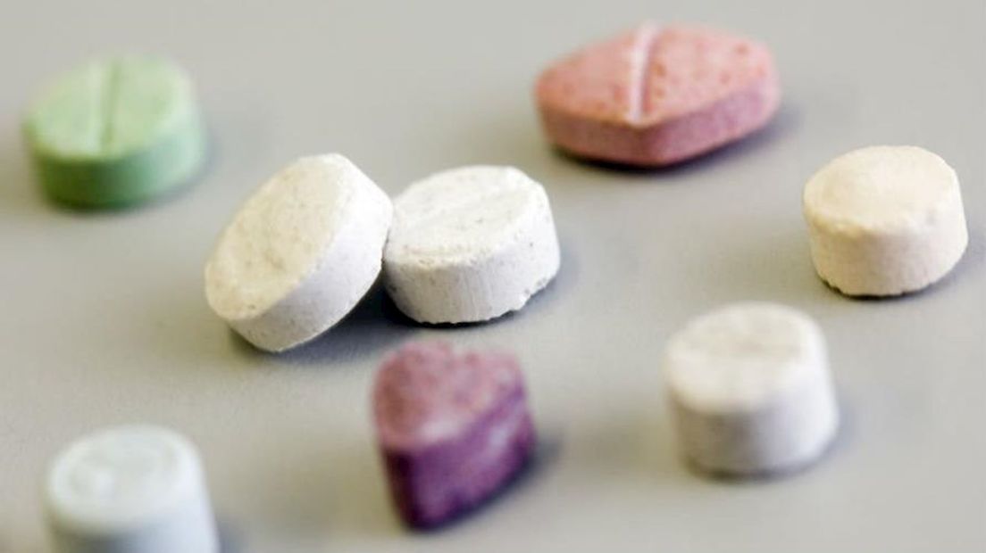 Drugssmokkelaar uit trein gehaald