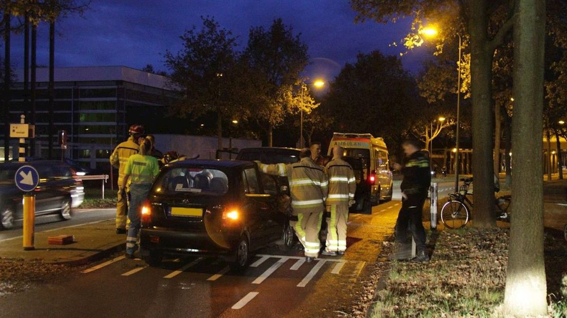 Drie gewonden bij kop-staartbotsing in Zwolle