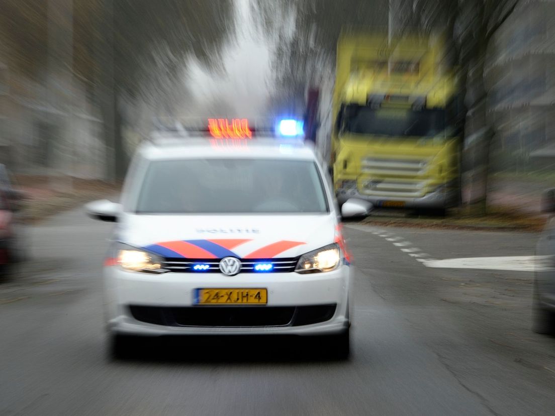 Stelling: Ik weet wat ik moet doen als er een auto met zwaailichten