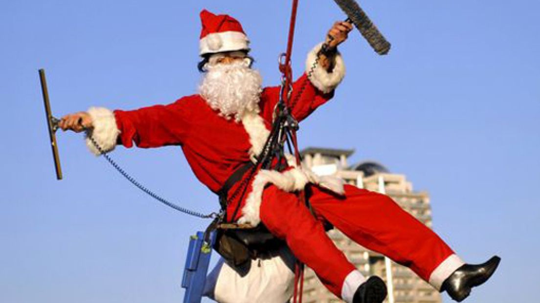 Eerste kerstmarkt bij zomerse hitte
