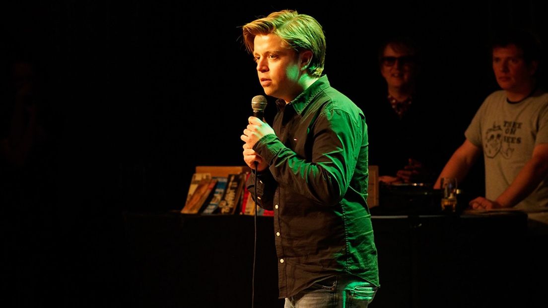 Cabaretier Daan van der Hoeven uit Leiden