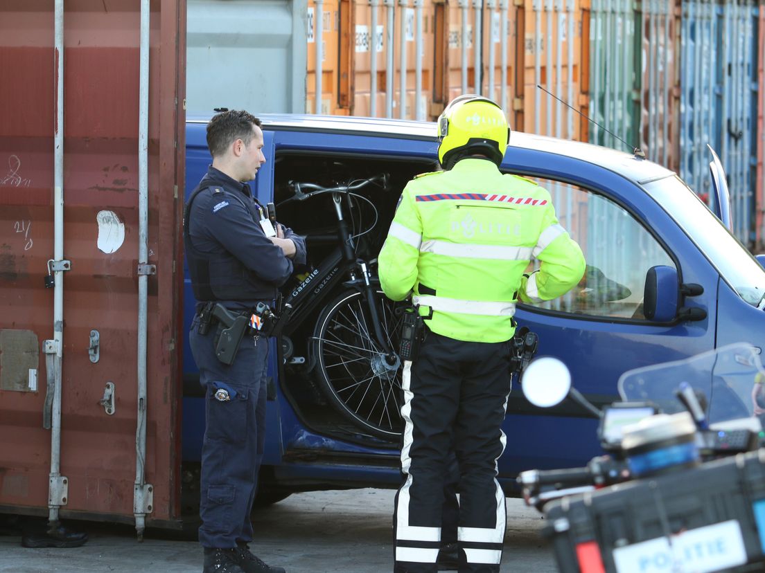 Fout kenteken leidt naar tientallen gestolen fietsen