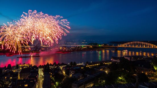 Wil je het vuurwerk in Nijmegen zien? Dit moet je weten