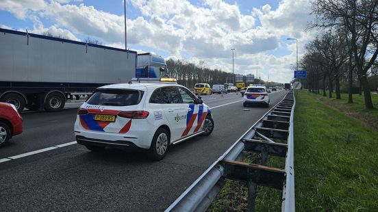 Ongeluk op A28 tussen Meppel en Staphorst, file weer voorbij.