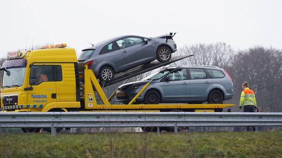Gewonde door ongeluk op A28 bij Tynaarlo. Gewonde door ongeluk op A28 bij Tynaarlo.
