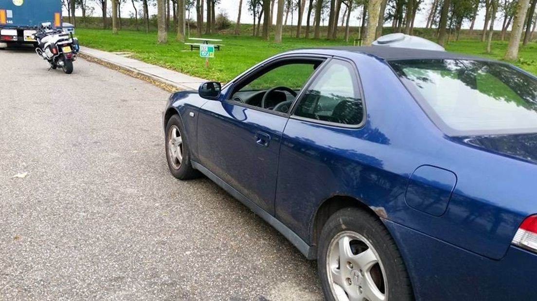 Politie tot twee keer toe in de achtervolging