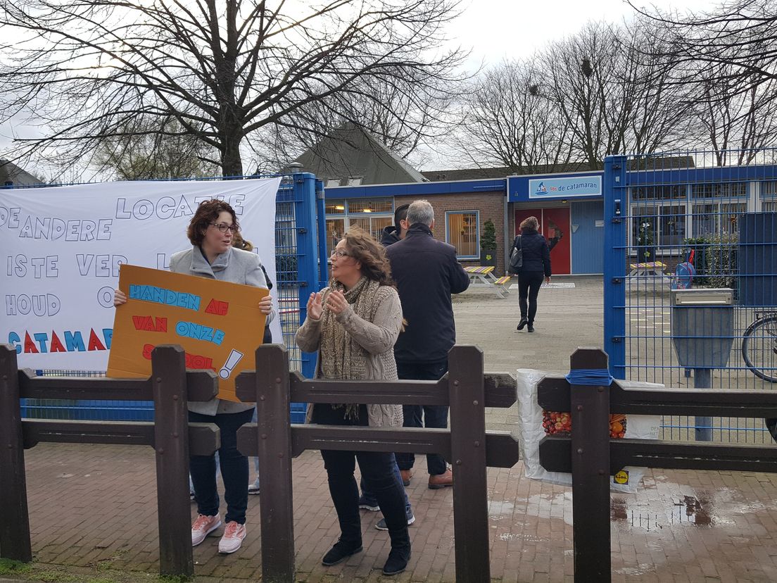Ouders demonstreerden onlangs tegen de sluiting van de school