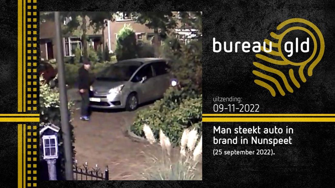 Man filmt brandstichting die hij zelf pleegt.