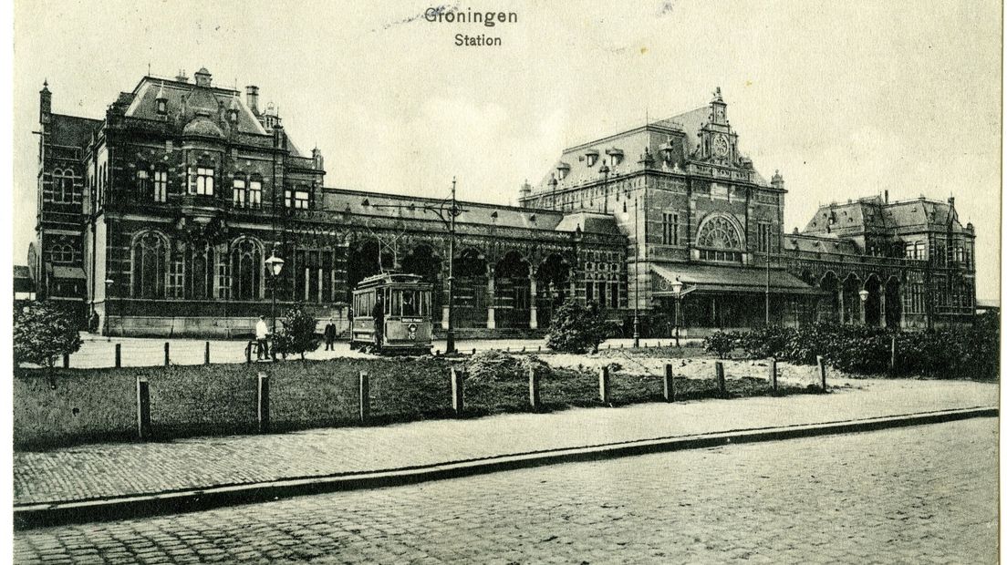 Het stationsgebied rond 1911