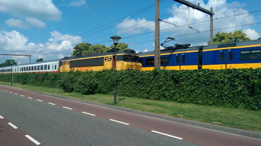 Weer treinen tussen Deventer en Apeldoorn