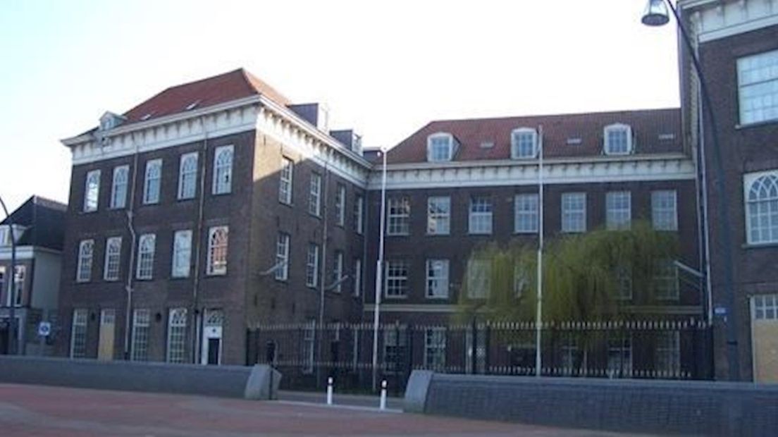 De Van Heutszkazerne in Kampen